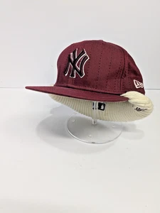 Cappellino aderente New Era 59FIFTY New York Yankees bianco marrone paraorecchie taglia 7 - Foto 1 di 3