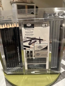 Royal & Langnickel Sketching Art Set 21pcs - Picture 1 of 2