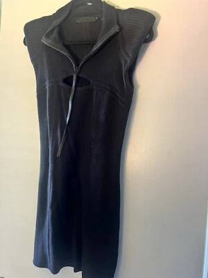 L.A.M.B. Vestido suéter Gwen Stefanie preto malha sem mangas P/S - Imagem 1 de 3