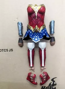 Hot Toys HT MMS506 1/6 Scale Wonder Woman 4.0 Armor Outfits Figure Comic Concept - Picture 1 of 5
