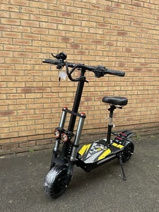 Quickwheel Explorer Dual Motor 6000W 60V 38.4AH Electric Scooter - Picture 1 of 14