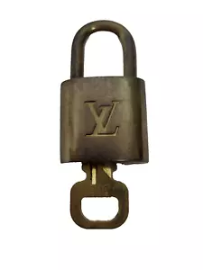Original/Auth Louis Vuitton - Schloss / Padlock - Klassisch mit Schlüssel - Bild 1 von 2