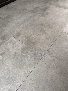 Wunderschöne Laminatfliesen - Bild 1 von 2