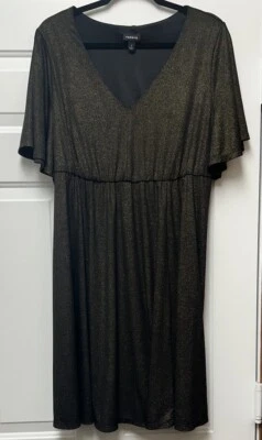 Vestido Torrid Negro Metálico Brillo Cuello en V Talla 1 Foto 1 de 4