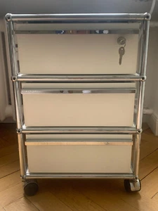 USM-Haller Rollcontainer/ Trolley reinweiß mit drei Schüben (einer abschließbar) - Bild 1 von 4