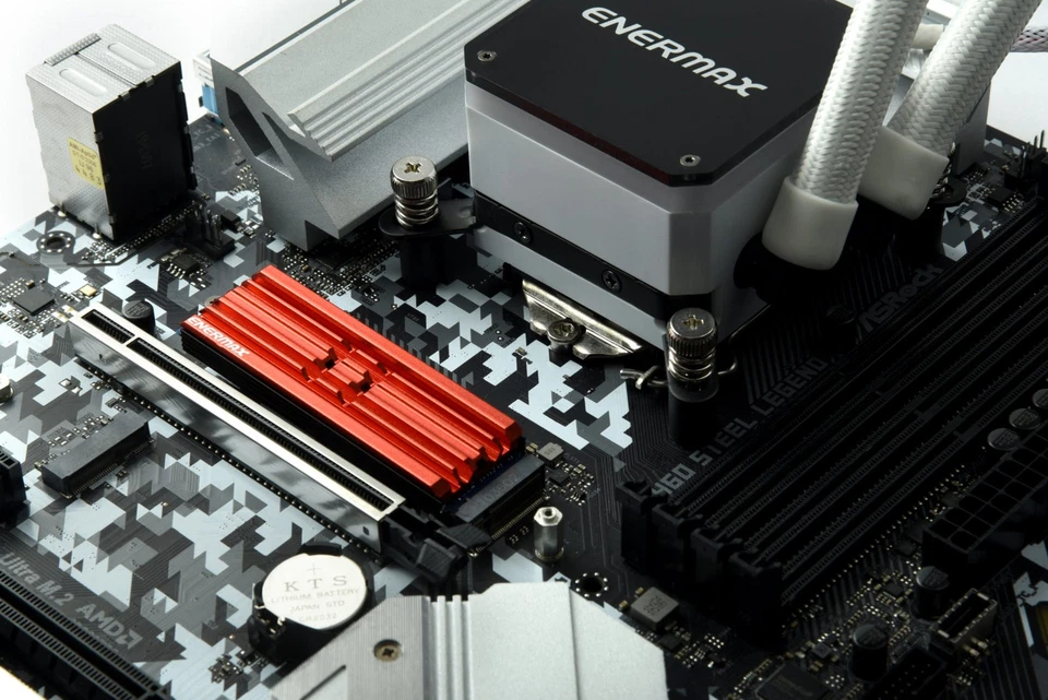 Enermax ESC001 M.2 SSD-Kühler, Kühlkörper rot - Bild 1 von 1