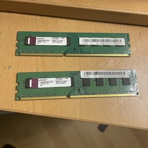 Kingston 4 GB (2x 2 GB) KVR133D3S8N9/2G PC3-10600U 1333 MHz DDR3 SDRAM DIMM 1.5V - Bild 1 von 3