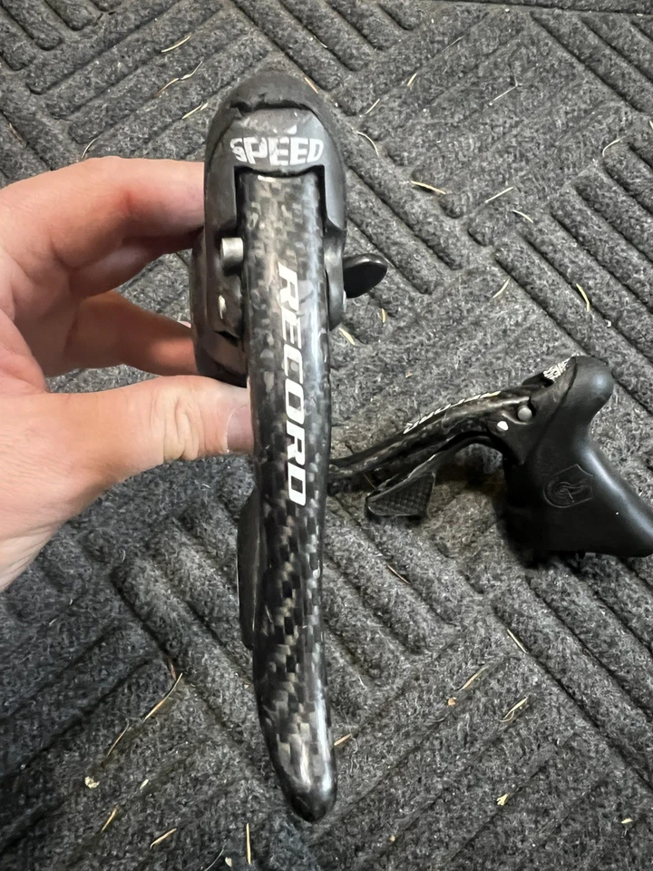 Palancas de cambio de llanta de carbono mecánicas Campagnolo Record de 10 velocidades 336 g Foto 1 de 4