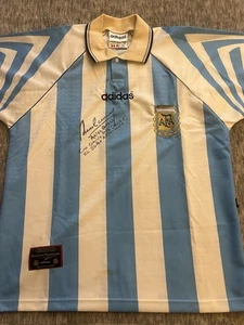 Vintage 90er ? Adidas Argentinien Ariel Ortega signiertes Fußball Trikot Größe L LESEN - Bild 1 von 10