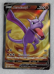 Aerodactyl V 179/196 NM/M SWSH11 Origine Perduta Full Art Pokemon TCG - Foto 1 di 1