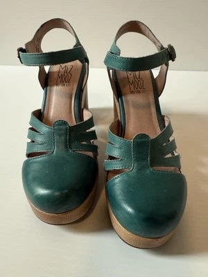 Miz Mooz Green open heel  leather platform chunky high heel shoe 2000"s - Image 1 of 4