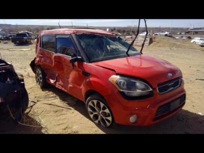 Used Air Cleaner Assembly fits: 2013 Kia Soul 2.0 Grade A - Image 1 of 4