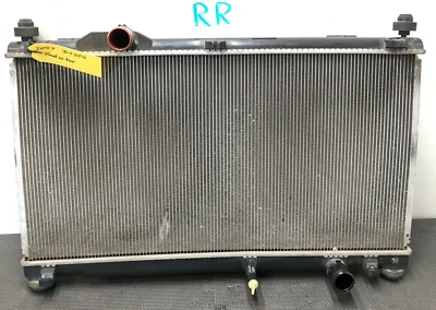 Conjunto de sistema de radiador de refrigeración del motor Lexus IS250 2007 OEM 422133-5611 Foto 1 de 4