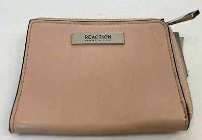 Monedero Kenneth Cole Reaction Top Cremallera Rosa Pálido SIN RASTREADOR DE AZULEJOS INCLUIDO  Foto 1 de 4