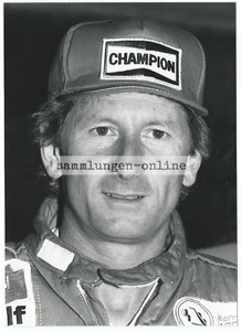 JEAN-PIERRE JAMBOUILLE Portrait Foto 1981 Imola Formel 1 Foto Photograph Photo - Picture 1 of 2