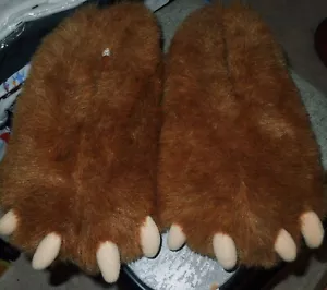 Plush Pals Adult Bear Paw Slippers-pre-owned size-Medium - Picture 1 of 6