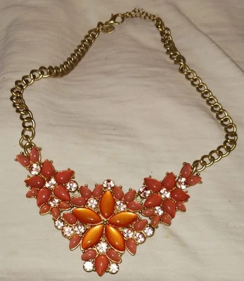 魅力 Charlie Statement 围兜项链桃红色树脂椭圆形金色  — 第 1/4 张图片