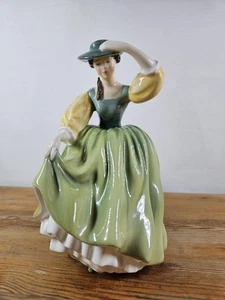 ROYAL DOULTON FIGURINE BUTTERCUP HN2309 STYLE ONE 1964–1997 PEGGY DAVIES 17.8 CM - Picture 1 of 24