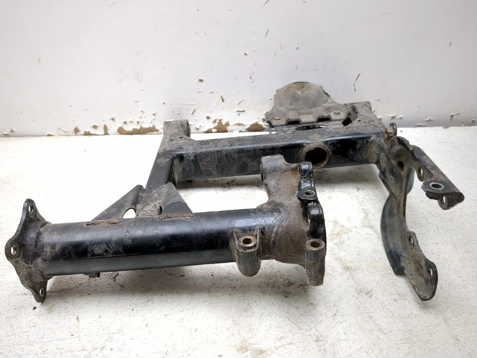 14 Honda TRX500 Foreman 500 Rear Wheel Swing Arm Frame - Image 1 of 4