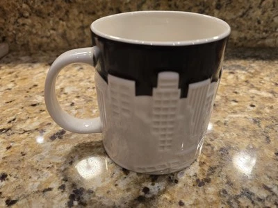 Taza de té de café Starbucks Los Angeles 3D negro blanco relieve horizonte 2012 nueva sin caja Foto 1 de 4