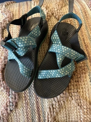 Sandalias Chaco Juveniles Talla 13 Clásicas Senderismo Deportes Tirantes Cómodas Punta Abierta Foto 1 de 4