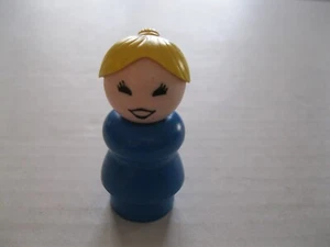 Fisher Price Little People 1980 Pop Up Camper #992 Mom with Blue Body #990 - Picture 1 of 2