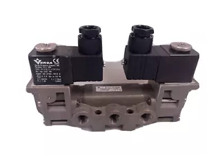 Válvula de dirección neumática VERSA V-316 VGG-4332-316-HCC-XISX6-D024 SAE316L - Imagen 1 de 3