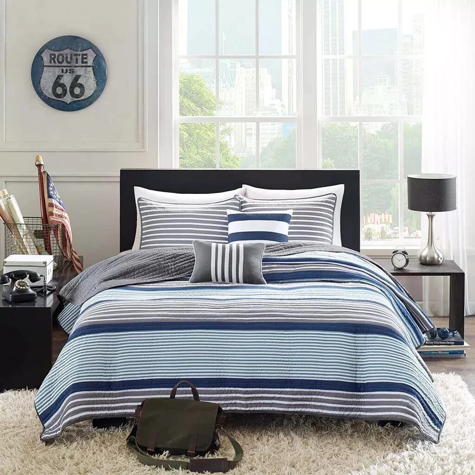 Intelligent Design Quilt Full/Queen Striped Reversible Coverlet Set Blue New - Image 1 of 4