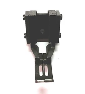 ORIGINAL JUKI LH-527  COMPENSATING PRESSER FOOT ASM. 3/16 , 4.8mm.  B1526527DB0 - Picture 1 of 4