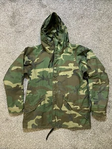 Vintage Army Parka Jacke Herren Medium Regular Woodland Green US Military Coat - Bild 1 von 24