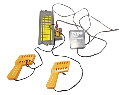 Tyco Ho Slot Car Yellow Power Track B5832T Controllers X2 Performance Power Plug - Image 1 of 4