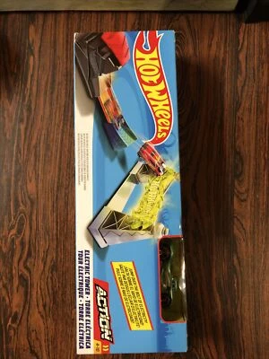 Conjunto de brinquedos Hot Wheels torre elétrica cidade - construtor de pistas - Imagem 1 de 4