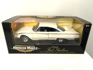 ERTL AMERICAN MUSCLE 1960 FORD STARLINER CUSTOM. 1:18 Scale Die Cast. - Picture 1 of 9