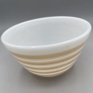 PYREX Rainbow Sandalwood/Tan and White Stripe Mixing Bowl 401 Vintage - Picture 1 of 6