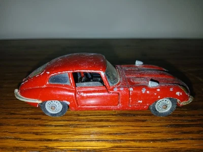 Corgi Toys 335 Jaguar E Tipo 2+2 Rojo Hecho en Gran Bretaña 4.2L DE COLECCIÓN Foto 1 de 4