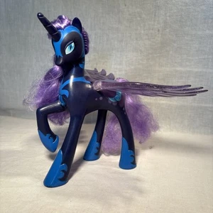 My Little Pony PRINZESSIN LUNA NIGHTMARE MOON sprechende leuchtende Flügel FUNKTIONIERT 9" - Bild 1 von 16