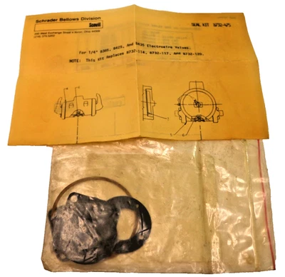 Schrader Bellows Division Scovill Seal Hydraulic Rebuild Kit B732-475 - Image 1 of 4
