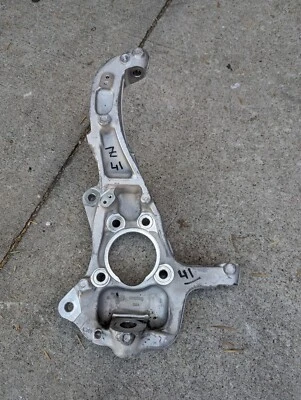 Chevrolet Silverado GMC Sierra 1500 LH conductor OEM nudillo de dirección 2019-2024 Foto 1 de 4