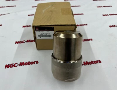 MITSUBISHI Genuine MONTERO PAJERO Brake Booster Accumulator 4630A012 - Photo 1/4