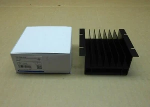 1 NIB OMRON Y92B-A100 Y92BA100 HEAT SINK THERMAL RESISTANCE 1.63C/W (6 AVAIL) - Picture 1 of 3
