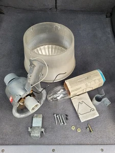 Electripak Heavy Duty Security Light Fixture Mercury Vapor Dusk To Dawn R175M - Picture 1 of 14