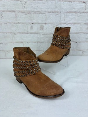 Botas de tornozelo femininas Steven by Steve Madden couro marrom 9,5 Janne cravejadas - Imagem 1 de 4