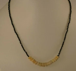 Schwarze Spinell Kette mit Opal Steinen - Bild 1 von 1