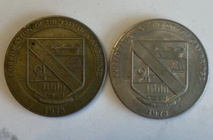 Lot Of 2 1973 Corporation City Of Cambridge Token Coin Canadas Newest City - Bild 1 von 4