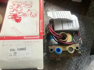 Honeywell V935LX15AB6A0Z 4-Wege Ventil V9 35 L X15AB6A0Z Neu - Bild 1 von 1