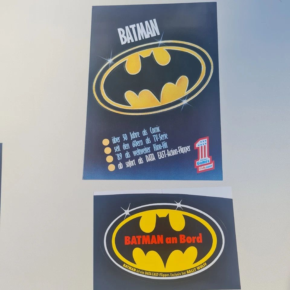 Bally Data East Batman Pinball Flyer Flipper Werbeflyer Promo mit Aufkleber - Bild 1 von 4