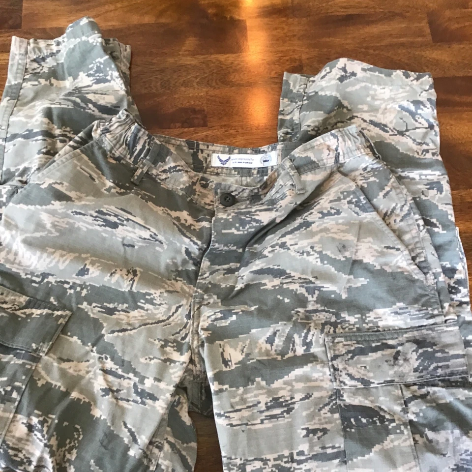 Pantalones militares para hombre talla 32S US Air Force Multi Cam carga bolsillo pantalones 32X30 Foto 1 de 4
