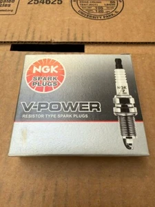4 Genuine NGK 7938 BKR5E Premium Copper Spark Plug Resistor Small Engines - Picture 1 of 2