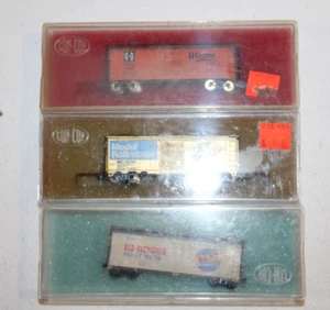 Lot Of 3 N Scale Locomotives Cars - CON-COR - Picture 1 of 5