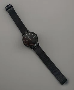Vigor Rigger Men Women Quartz Watch Black Ultra-Thin Wrist Watch - SPARES/REPAIR - Picture 1 of 4